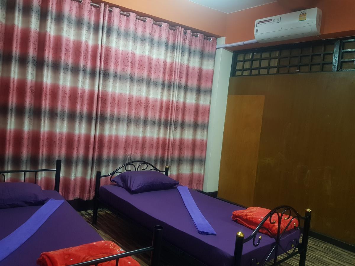 Rose Guest House Chiang Mai Esterno foto